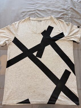 Neil Barrett x Sundek Gray V-Neck T-Shirt – Men’s